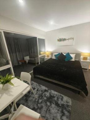 Entire Studio Apartment - self check-in